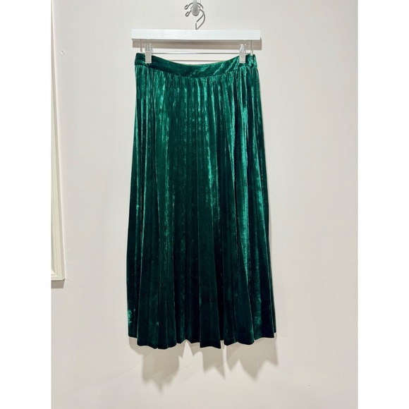 Flying Tomato Dresses & Skirts - Flying Tomato Emerald Green Velvet Pleated Midi Skirt Small Accordion Holiday